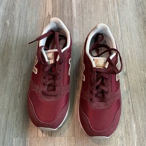 New Balance 311 Sneakers